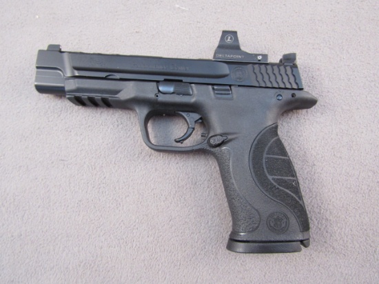 handgun: S&W Model M&P 40L, Semi-Auto Pistol, .40, 15 shot, 5" barrel, S#HTV0767