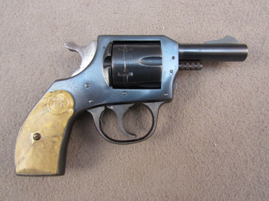 handgun: H&R Model 632, Revolver, .32, 6 shot, 2.5" barrel, S#14304