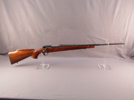 WINCHESTER Model 70, Bolt-Action Rifle, .22Hornet, S#130209