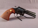 handgun: COLT Diamondback, Revolver, .38sp, 6 shot, 4