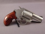 handgun: S&W Model 60-9 Lady Smith, Revolver, .357mag, 5 shot, 2.125