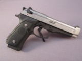 handgun: BERETTA Model Elite II, Semi-Auto Pistol, .40S&W, 10 shot, 4.5