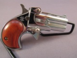 handgun: DAVIS IND Model U-32, Derringer, .32auto, 2 shot, 2.5