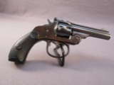 handgun: H&R Model Top Break, Revolver, .32, 5 shot, 4