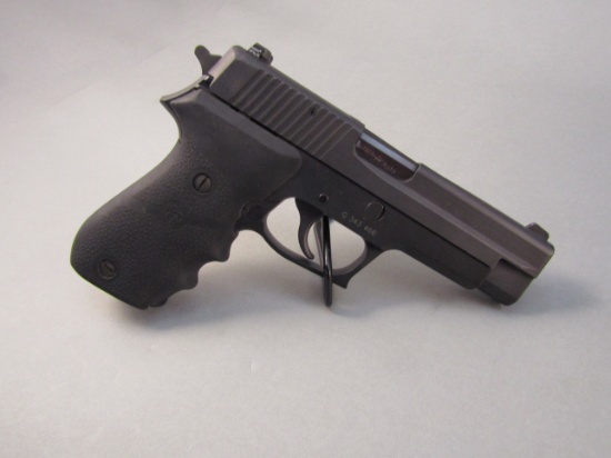 handgun: SIG SAUER Model P220, Semi-Auto Pistol, .45Auto, 8 shot, 4.25" bbl, 8" overall, S#G343466