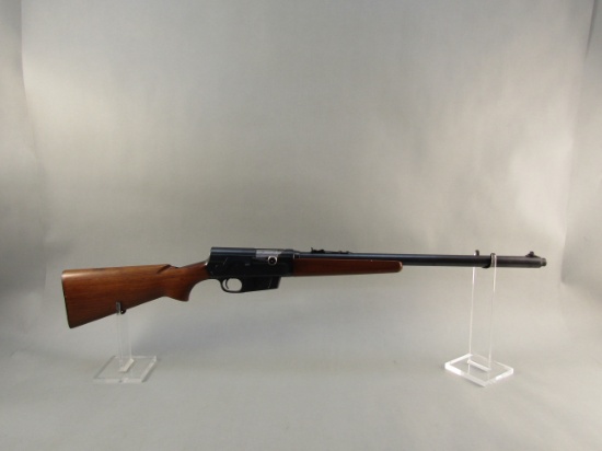 REMINGTON Model 81 The Woodmaster, Semi-Auto Rifle, .300Sav, S#31604
