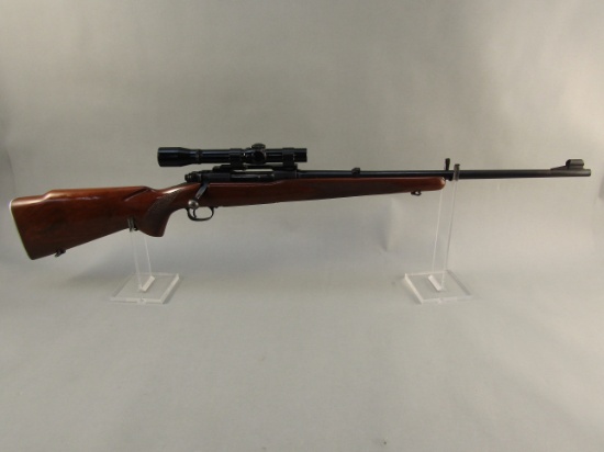 WINCHESTER Model 70 Featherweight, Bolt-Action Rifle, .308, S#278847