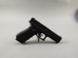 handgun: GLOCK Model 22 Gen 4, Semi-Auto Pistol, .40, 15 shot, 4.25