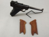 handgun: MAUSER Model Luger, Semi-Auto Pistol, 9mm Luger, 8 shot, 6