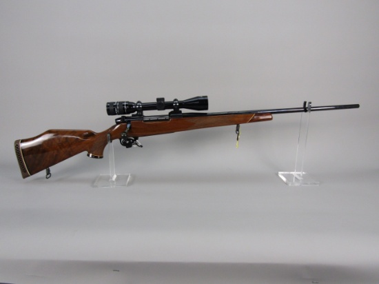 WEATHERBY Model Mark V, Bolt-Action Rifle, .300Mag, S#H120503