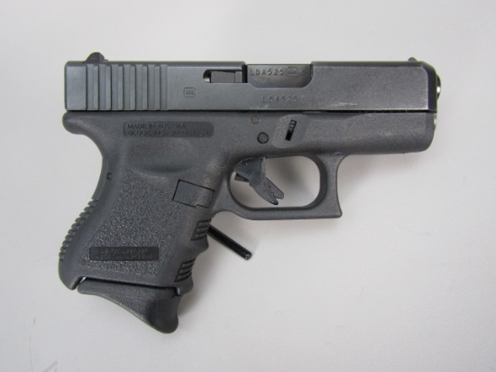 handgun: GLOCK Model 27, Semi-Auto Pistol, .40, 9 shot, 3 1/4" barrel, 6 1/2" overall, S#LDA525