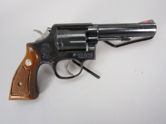 handgun: S&W Model 13-2, Revolver, .357Mag, 6 shot, 4" barrel, 9 1/2" overall, S#4D86794