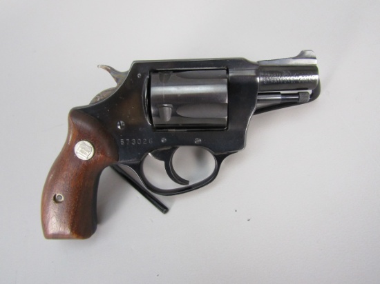 handgun: CHARTER ARMS Model Undercover, Revolver, .38, 5 shot, 1 3/4" bbl, 6 1/4 overall, S#573026