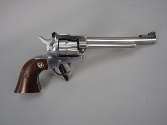 handgun: RUGER Model New Model Single-Six, Revolver, .22, 6 shot, 6 3/4" bbl, 12" overall S#66-12549
