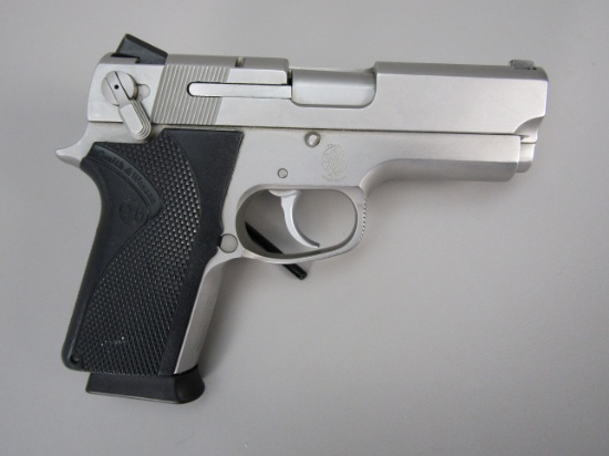 handgun: S&W Model 4516-1, Semi-Auto Pistol, .45, 7 shot, 3 1/2" barrel, 7" overall, S#TEE9836