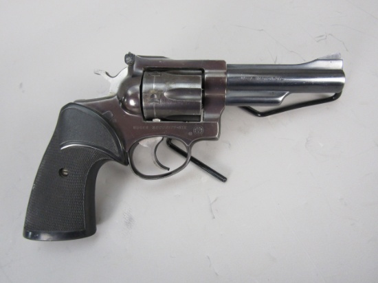 handgun: RUGER Model Security Six, Revolver, .357Mag, 6 shot, 4" barrel, 9 1/2" overall, S#153-35258