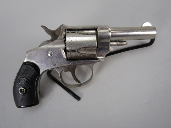 handgun: FOREHAND & WADSWORTH Mod Double Action No. 38 Revolver .38Short 5shot 2.5"bbl 7"o/a S#18098
