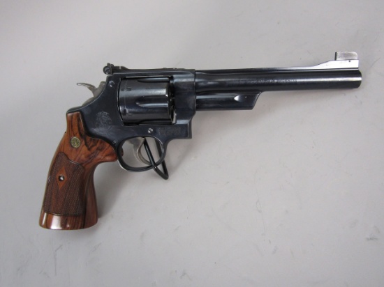Rs15 Revolver handgun: S&W Model 25-15, Revolver, .45Colt, 6 shot, 6 1/2