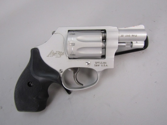 handgun: S&W Model 317-2, Revolver, .22LR, 8 shot, 2