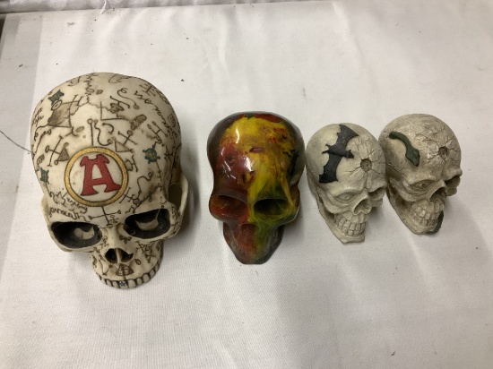 4 Decorative Skulls