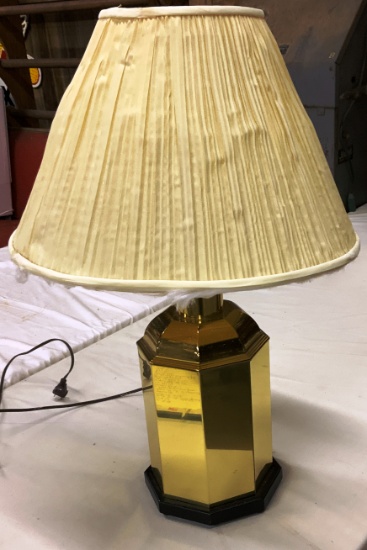 Heavy Brass Lamp w/Shade