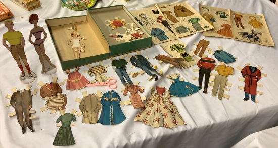 Vintage Barbie & Ken Traveling Paper Dolls
