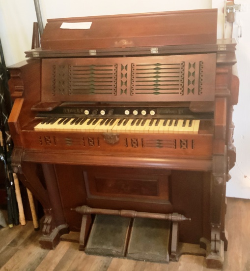 1876 Estey Parlor Organ