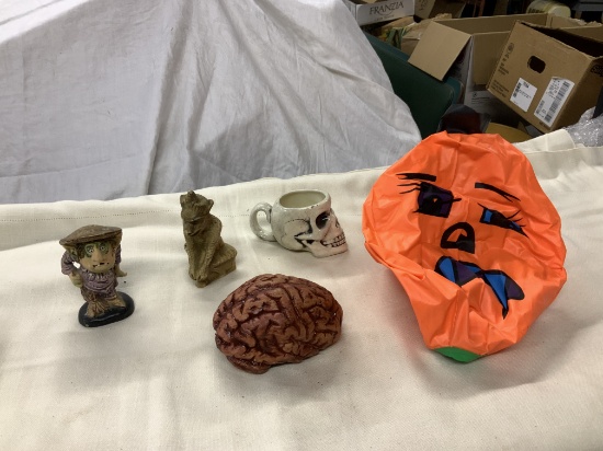 Halloween Novelty Items