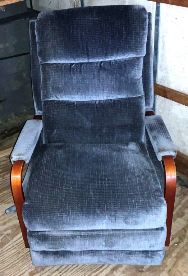Recliner