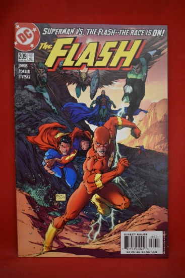 FLASH #209 | 7TH SUPERMAN VERSUS FLASH RACE | MICHAEL TURNER COVER ART