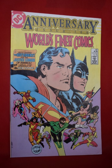 WORLDS FINEST #300 | BATMAN & SUPERMAN - A TALE OF TWO WORLDS | ANNIVERSARY ISSUE