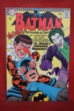 BATMAN #186 | KEY 1ST GAGGY THE CLOWN! | MOLDOFF/FOX - 1966 - NICE BOOK!