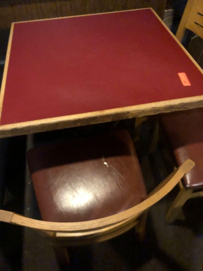 33 in x 33 in dining table with 4 chairs