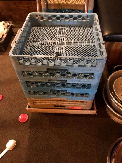 Dish cart with Trays