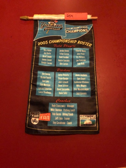 Yankees Pennant Flag 2005