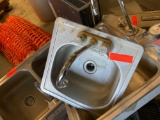 Stainless steel bar sink