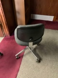 small black office chair Pickup will be on Monday 3/29 from 1-6 pm at 1324 S. 119th Street. All