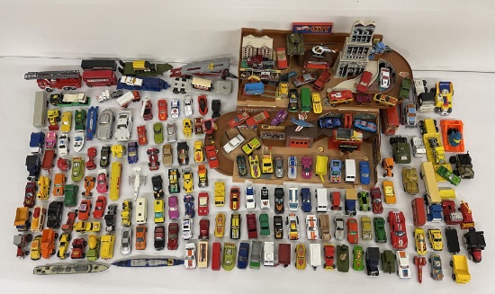 Huge Lot Of Old Matchbox And Hotwheels Toy Cars