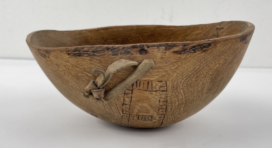 Wonderful Early American Indian Canoe Water Cup