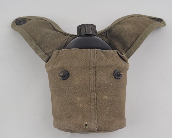 Ww2 Usmc Black Enamel Canteen