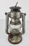 Nier Feuerhand Baby 275 Kerosene Lantern