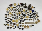 Lot of WW2 Uniform Buttons US Army