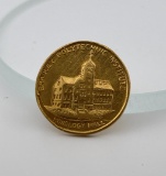 18k Yellow Gold Bradley Institute Pin