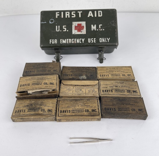 WW2 USMC Marine Corps Jeep First Aid Kit