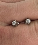 14k White Gold and Diamond Stud Earrings