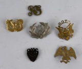 Assortment of US Army Cap Badges