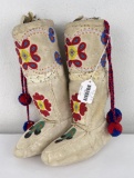 Athabascan Canadian Indian Beaded Moccasins