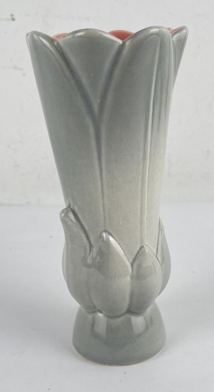 Red Wing Pottery Tulip Vase B1394
