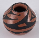 Jemez Pueblo Indian Pottery Vase Pot Loretto