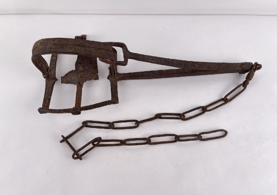 Antique European British Gin Animal Trap